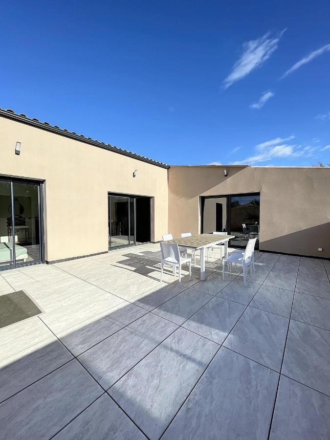 Villa 400M2 Piscine Interieure Tres Calme Agde Dış mekan fotoğraf
