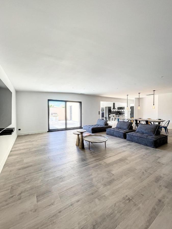 Villa 400M2 Piscine Interieure Tres Calme Agde Dış mekan fotoğraf